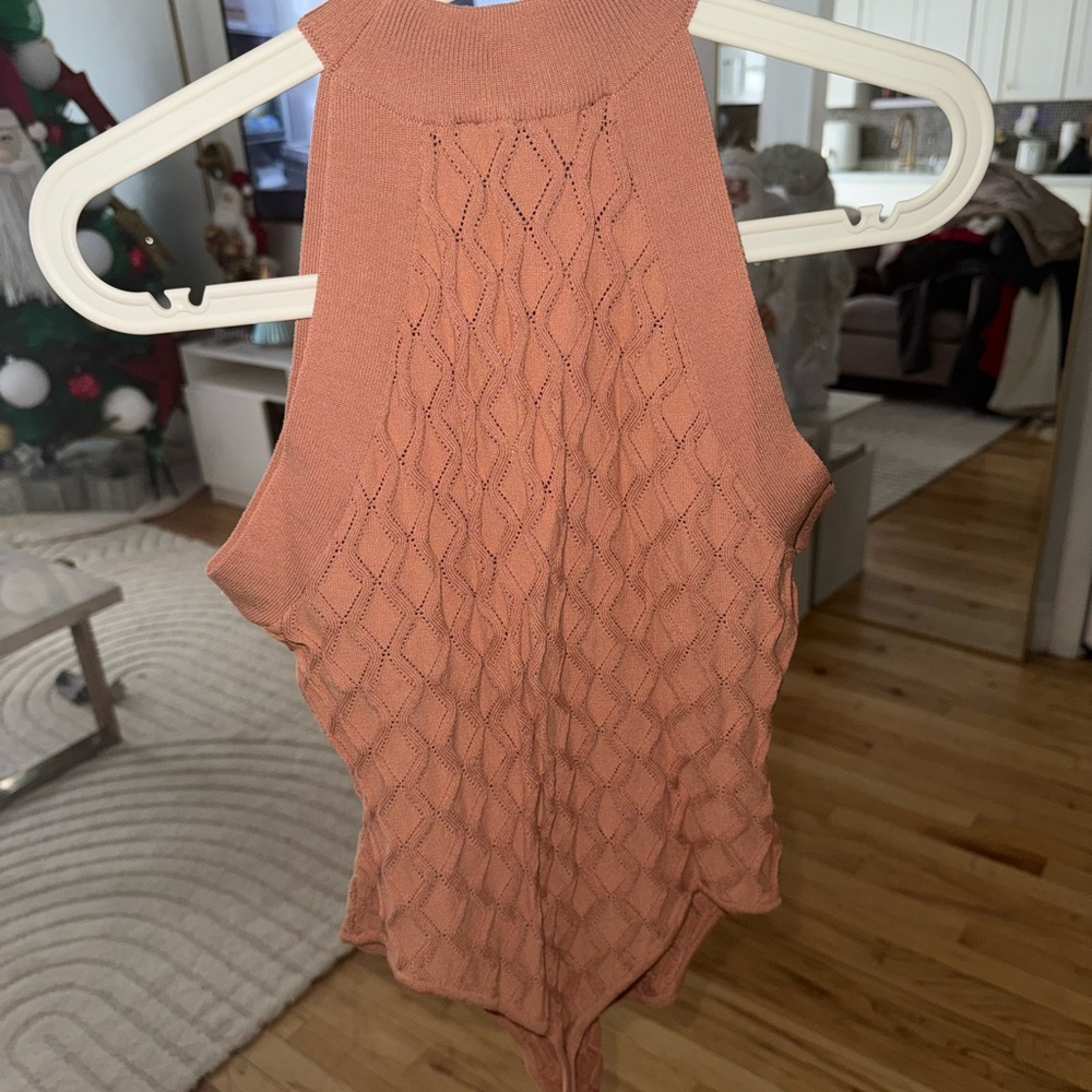 Forever 21 Peach Sleeveless Sweater